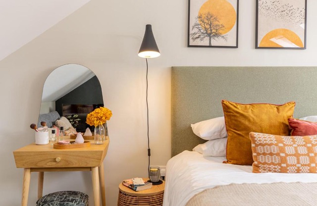 Cohost Partners | Close to City Centre | One BR!