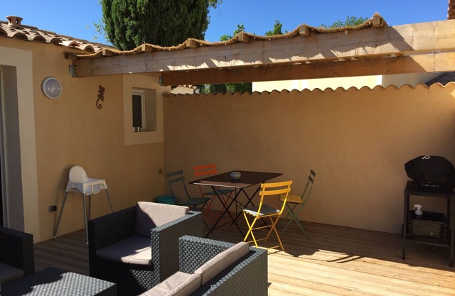 Come and enjoy the Bastidon PATIO