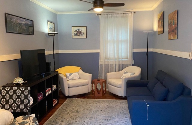 Come stay at Dragonfly House to experience all Auburn has to offer.