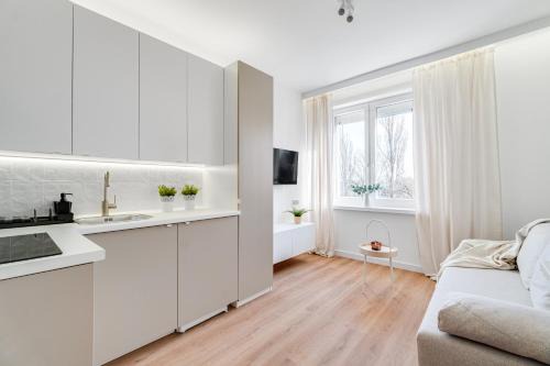 COMFISTAY Armii krajowej 16B - Near Central Station and Free parking