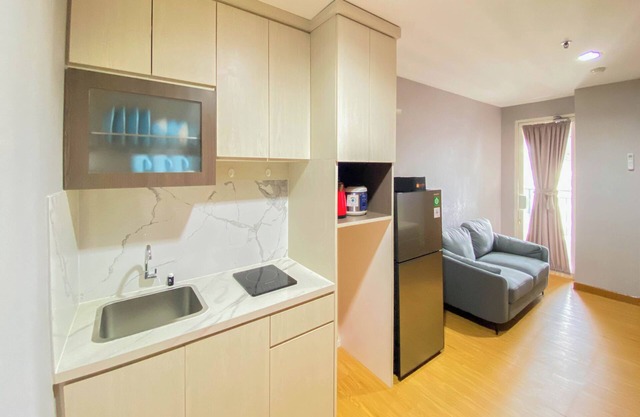 Comfort Living 2Br At Cinere Bellevue Suites Apartment