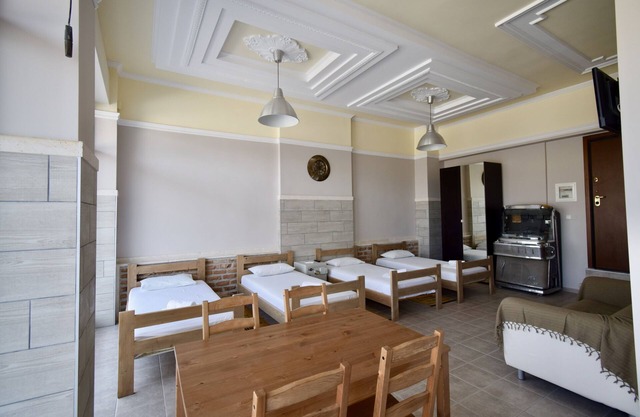 Habitación confort en la acera