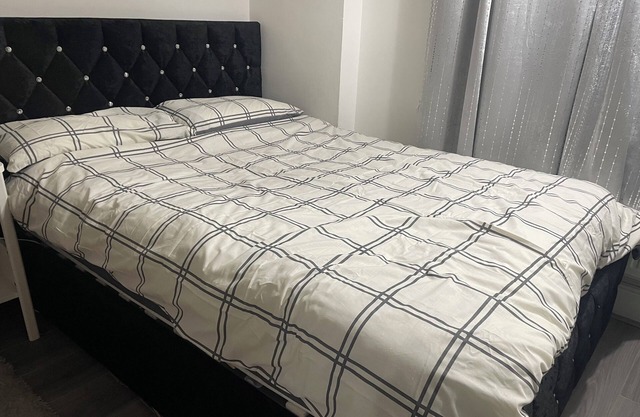 Comfortable 2-bedroom apartment in awesome London with WiFi