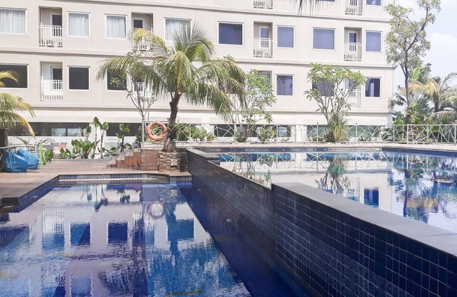 Comfortable And Homey Studio At Titanium Square Apartment