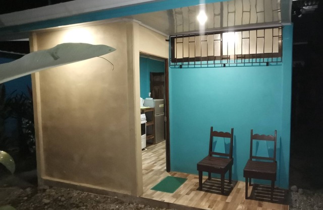 Manta Ray Apartamento- 2 km de la Playa Cahuita, Caribe Sur