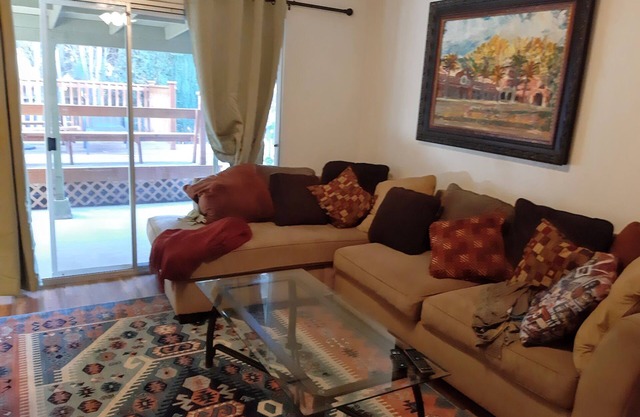Cómoda, central 2BD, 2BA artista Incl. Oficina