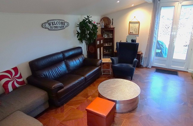 Complete villa sleeps 10