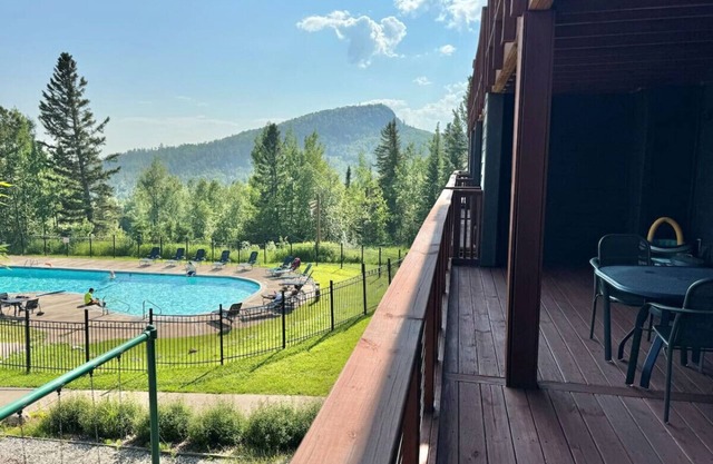 Condo at Lutsen Mtn Ski in Ski out Gorgeous views of Moose Mtn