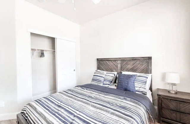 Contemporary house in a great location.