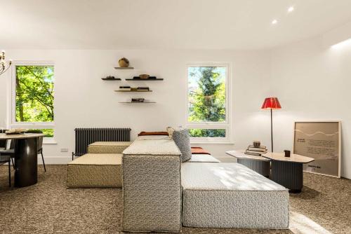 Contemporary Mews Home