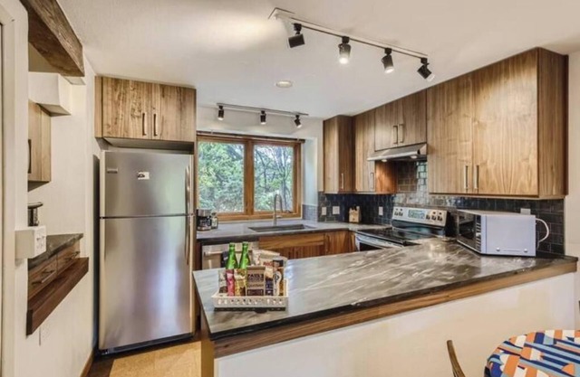 Convenient 2 BDR near all things Downtown Boulder