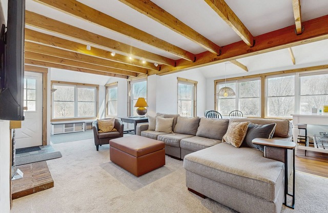 Convenient village condo w/ mountain views, close to Okemo, partial a/c, w/d