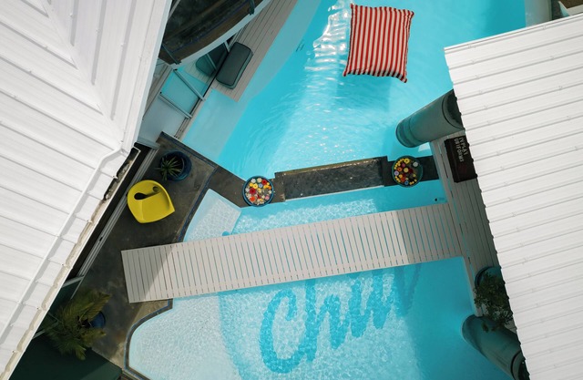 Cool and unique designer 3-bedroom villa with fabulous pool in Black River