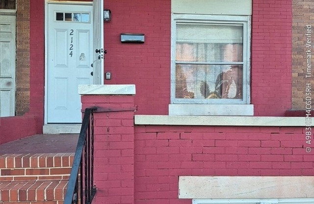 Cool townhome with AC in vibrant Baltimore