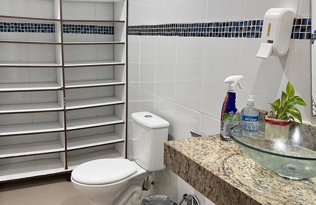 COP 30 HOUSE 12 BEDS.