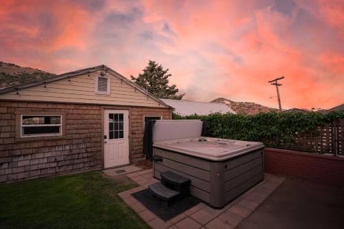 Copper Queen Retreat