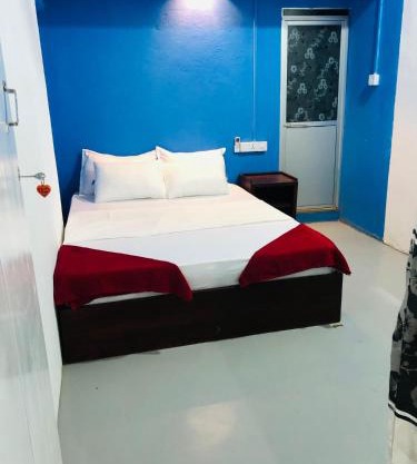 Corner Point - Surf Camp