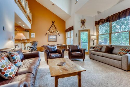 Corral at Breckenridge 207S Heron Condo a Spacious Great Location
