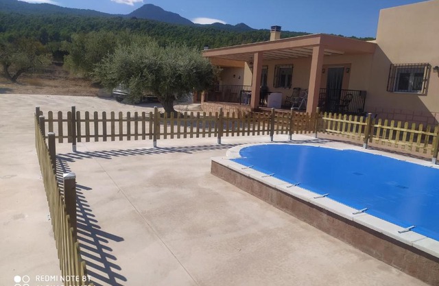 Cortijo Oliveras Moratalla