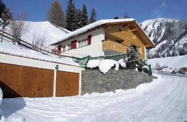 Casa de vacaciones Langwies para 1 - 8 personas con 5 dormitorios - Chalet de madera