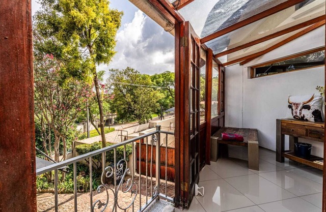 Cosy 4 bedroom family home in Waterkloof Pretoria