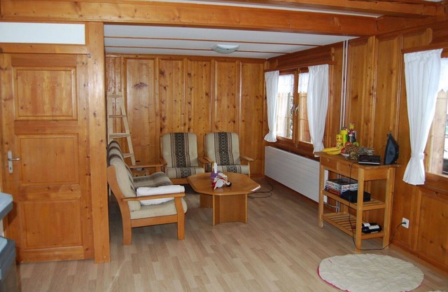 Bonito apartamento para 7 personas con WIFI, TV, balcón y mascotas permitida
