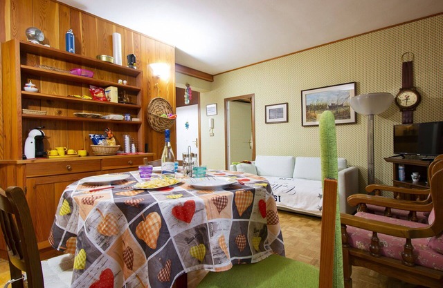 Bonito apartamento para 4 personas con WIFI, TV, terraza y mascotas permitida