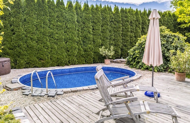 Hermoso apartamento para 6 personas con piscina, WIFI, TV y patio