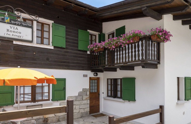 Acogedor apartamento para 6 personas con TV, balcón, mascotas permitida y vista panorámica