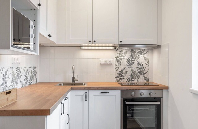 Hermoso apartamento para 8 personas con WIFI, TV, patio y mascotas permitida