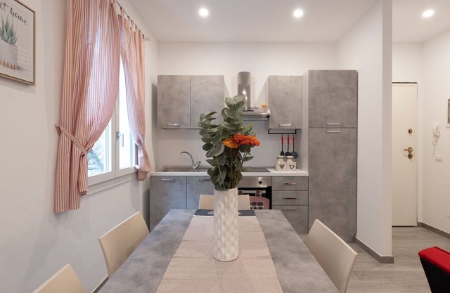 Precioso apartamento para 5 personas con WIFI, A/C, mascotas permitida y vista panorámica