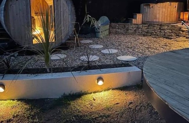 Cosy chalet with sauna and hot tub