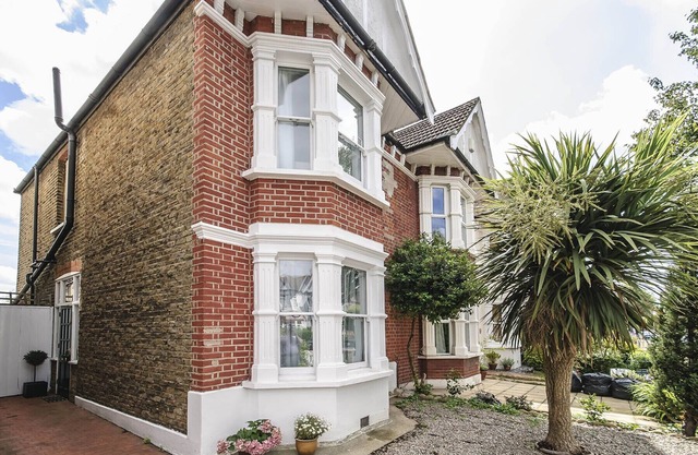 casa eduardiana con estilo cerca de tiendas y tubo - 10 minutos Ealing Broadway