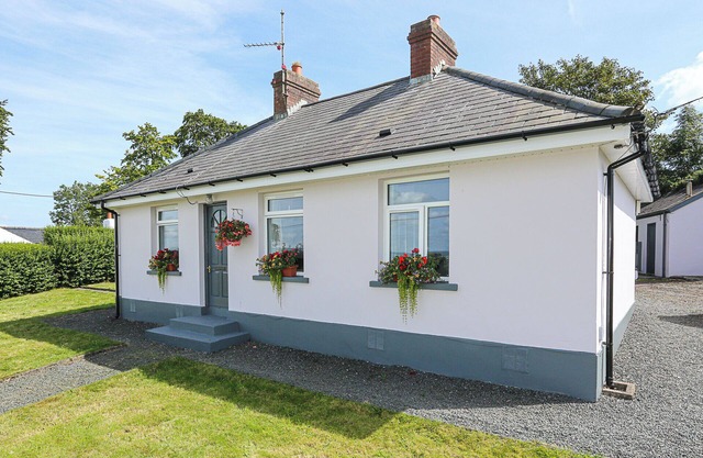 Cosy cottage 5 Minutes from Royal Hillsborough