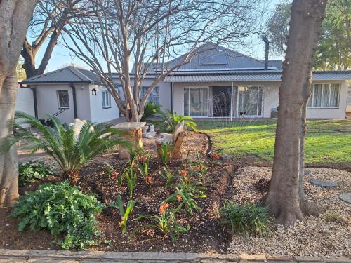 Cosy Cottage on Boom - Loadshedding Friendly