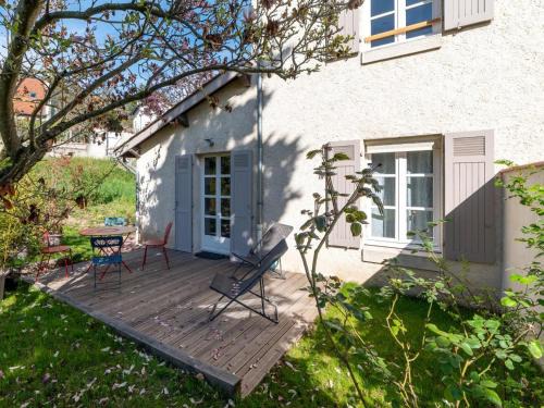 Cosy gîte avec terrasse et jardin à Saint-Galmier - FR-1-496-293