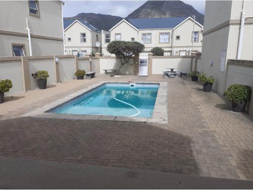 Cosy Guesthouse near Muizenberg Beach