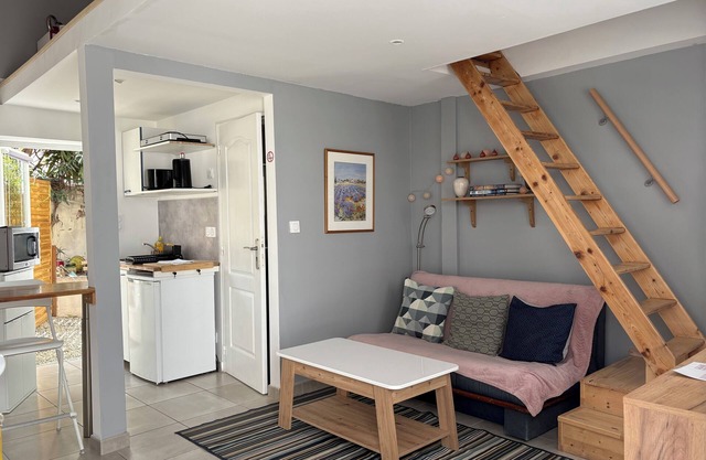 Cosy little house close to the center