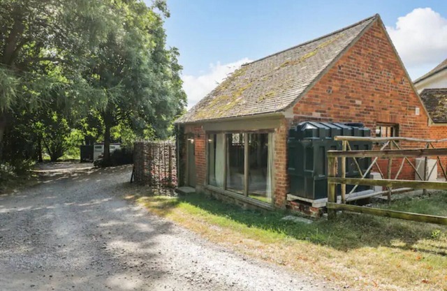 Cosy Studio Apartment - relax in the beautiful countryside surroundings