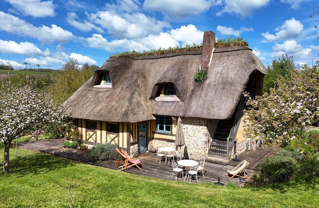 Cabaña típica con jardín, se permiten mascotas, WIFI incluido