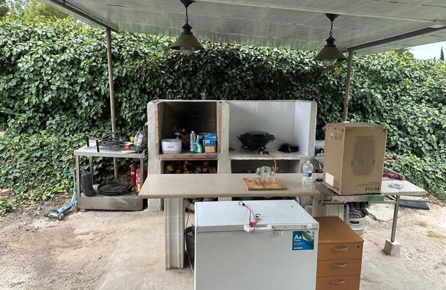 Casita a 10 minutos de la playa dentro de una parcela privada para su disfrute.