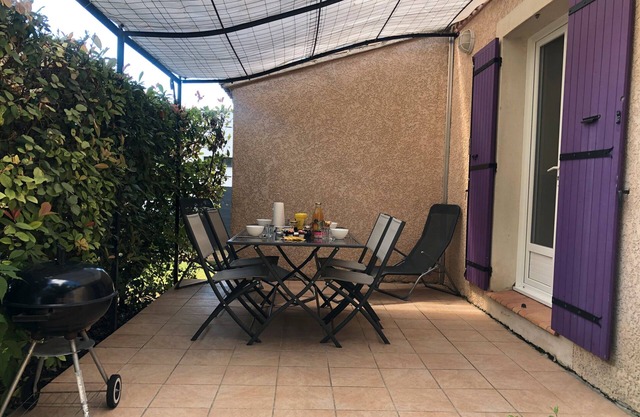 Casa rural 'Gite Le Murier Platane' con Wi-Fi y aire acondicionado