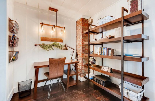 Acogedora Colorado Springs Cottage