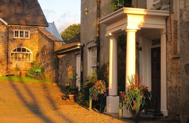 Rural-Rural-Baño con ducha-Vista al patio-Bailiffs