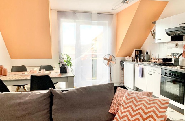 Cottbus-Apartments - Apricot Apartment I privat I Wifi I Küche I Balkon