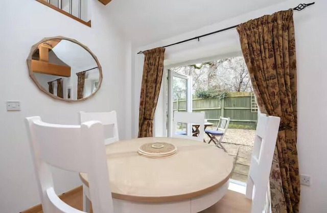 Countryside Barn Retreat in Chailey|Pass The Keys