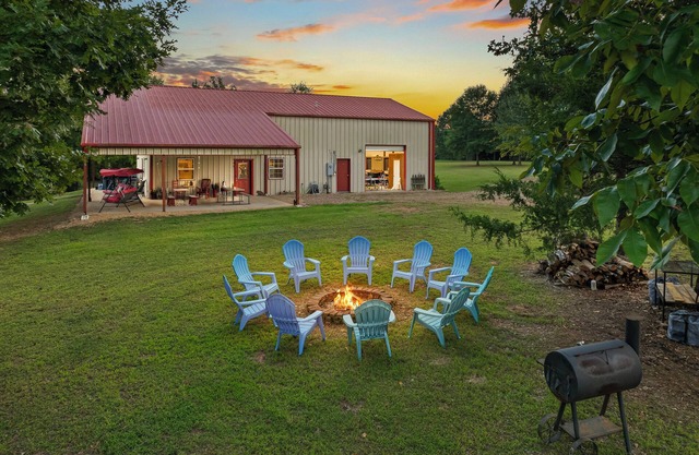 Couples Retreat Hot Tub ATV Trails 20 Acres