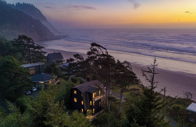 Cove Keep by AvantStay | Stunning Ocean Views | Designed for Groups