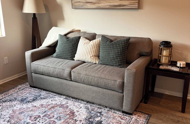 Cozy 1-bedroom apartment with WiFi, AC in charming Menifee