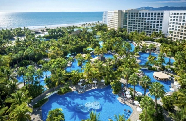 Cozy 2-bedroom resort with fitness room, WiFi in Nuevo Vallarta at Vidanta